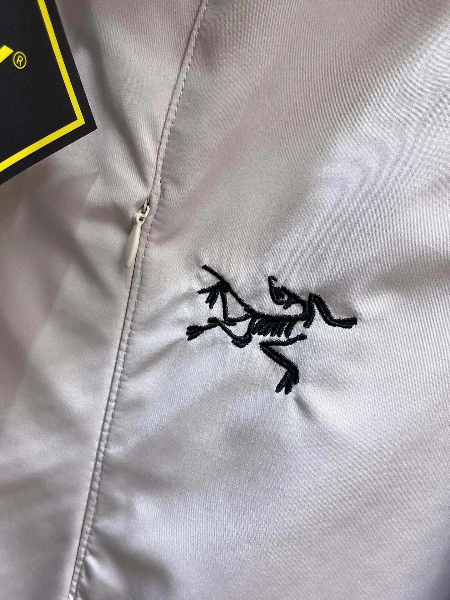 Same Style， ， 2026 New Arrival ， Original Premium Breathable ， ， ， Quality。 ， Sizes：M～3XL，
